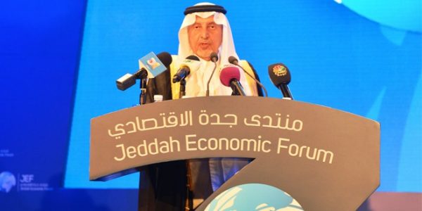 أمير منطقة مكة المكرمة يفتتح منتدى جدة الاقتصادي بباقة أدبية مبهرة 9 copy