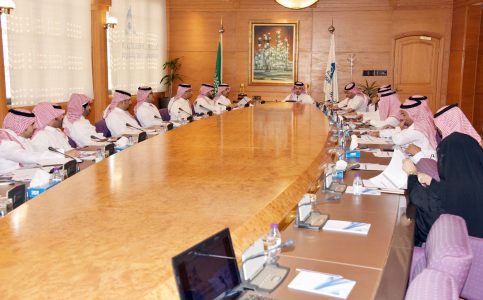 لجنة المقاولات ترفع مستوى وعي منسوبيها بالمحاضرات التوعوية
