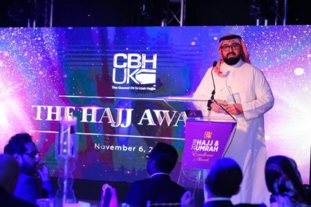 “الخطوط السعودية” تحصد جائزة أفضل شركة نقل جوي لفئتي الحج والعمرة