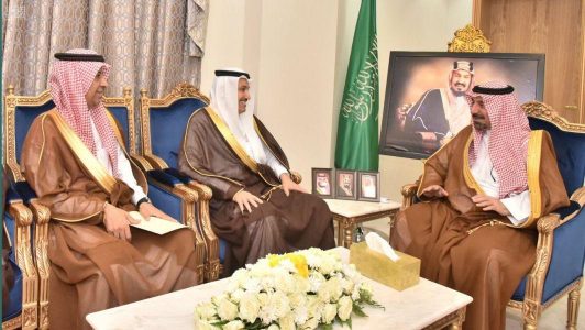 أمير منطقة نجران يشيد بالمواقف الوطنية للخطوط السعودية