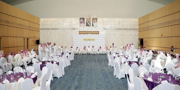 غرفة الرياض تعايد منسوبيها عقب إجازة عيد الفطر