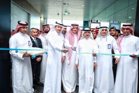 الخطوط السعودية تُدشّن أولى رحلاتها إلى “نيوم” بالرحلة رقم (SV2030)