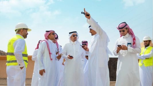 وزير الاتصالات