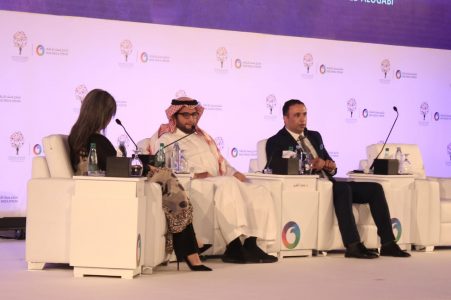 أحمد الطويان : الدبلوماسية الرقمية أداتنا للتواصل مع الشباب والعالم