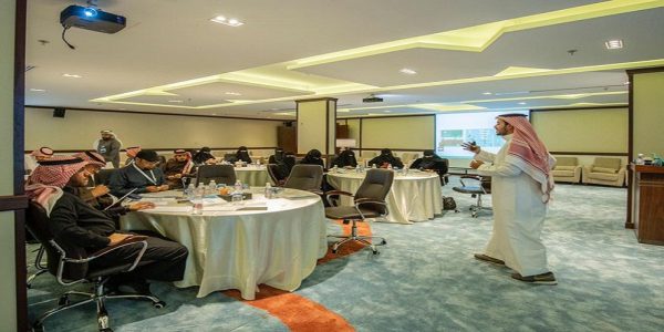 هيئة منشآت تنظم دورة تعريفية عن صناعة الإعلام الريادي صناعة الإعلام الريادي