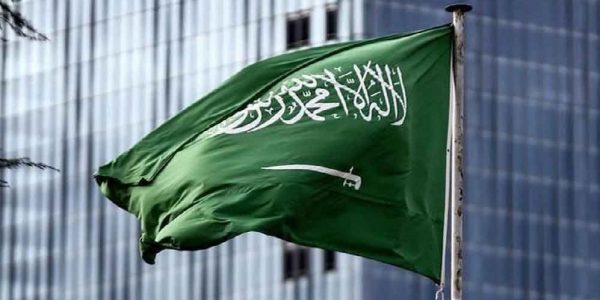 مغادرة وعودة المواطنين إلى المملكة