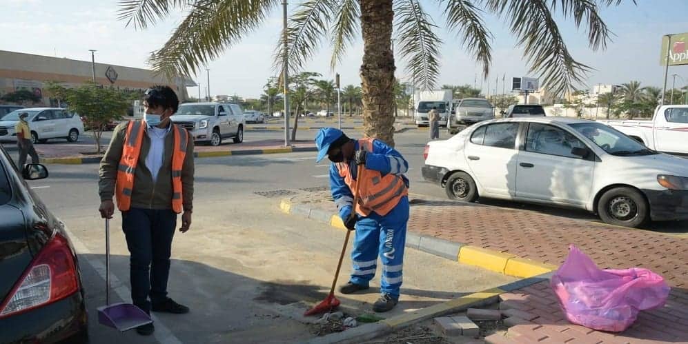 رفع أكثر من 300 مركبة تالفة ومهملة من أحياء مدينة الجبيل الصناعية مدينة الجبيل الصناعية