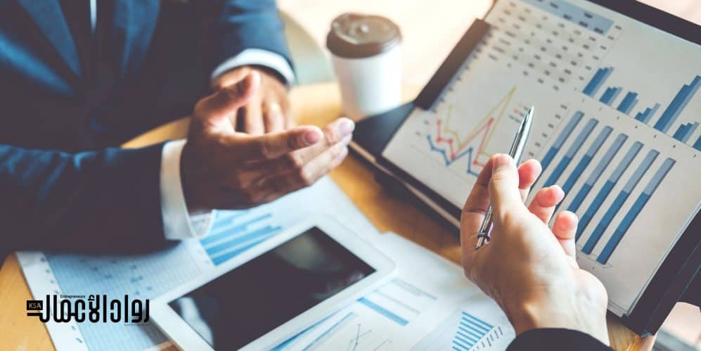 التحدث مع المستثمرين