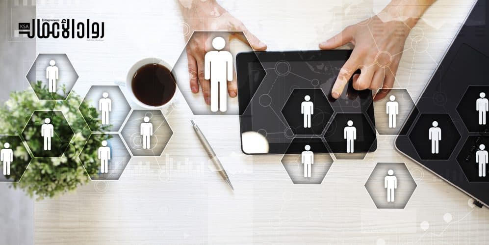 4 خطوات أساسية عليك اتباعها عند العودة إلى العمل من المكتب العودة إلى العمل من المكتب
