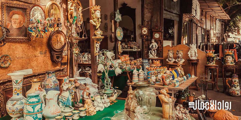 متجر بيع الأثاث المستعمل