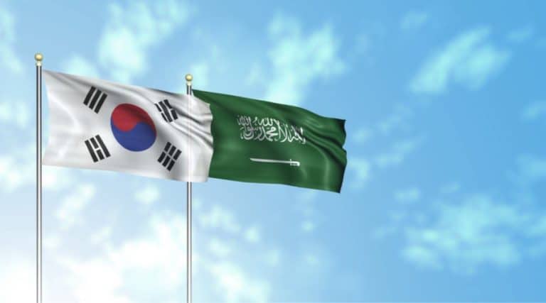 رئيس كوريا الجنوبية يوقع مع السعودية عقود بقيمة 29 مليون دولار