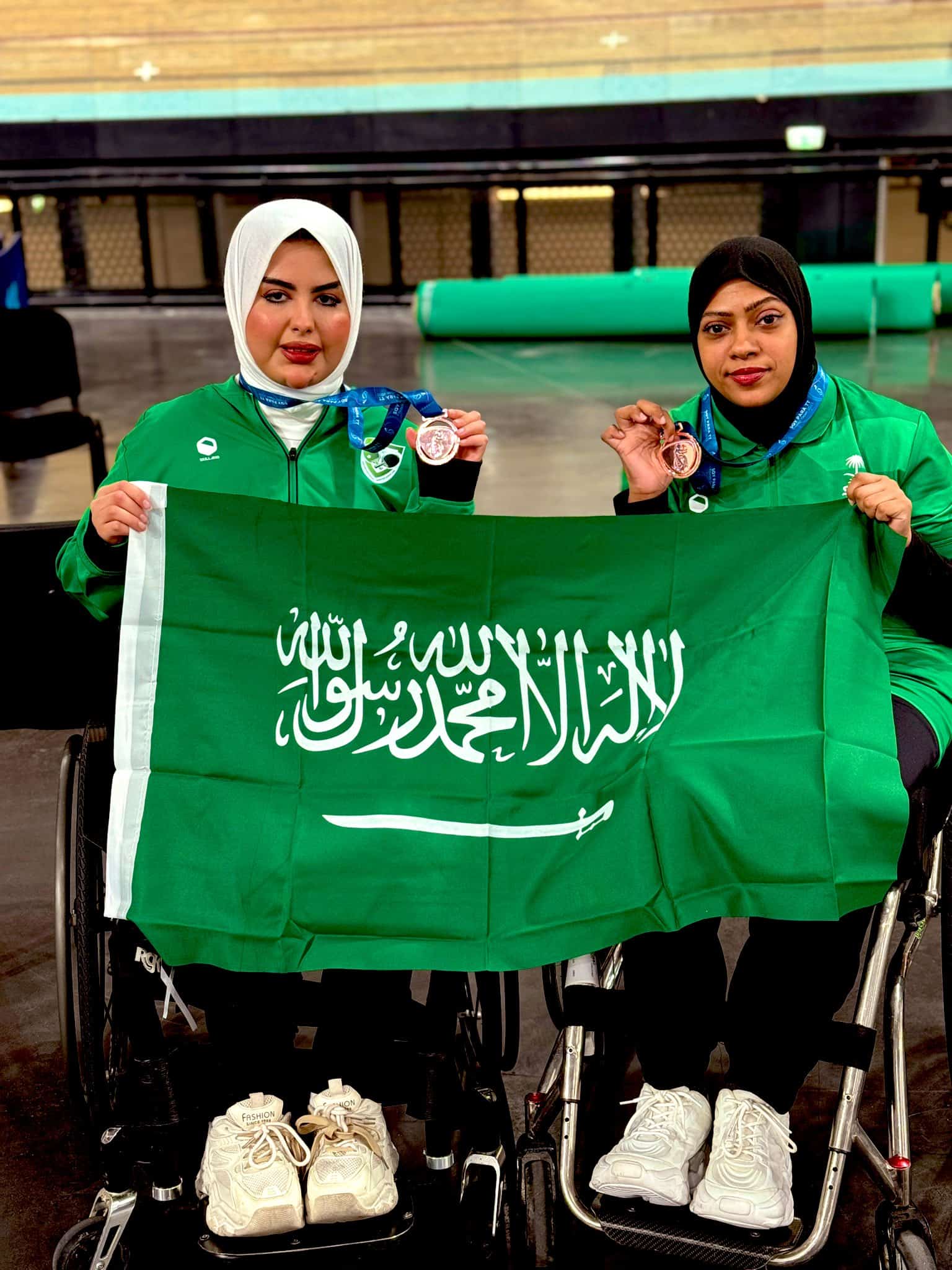 غالية العنزي