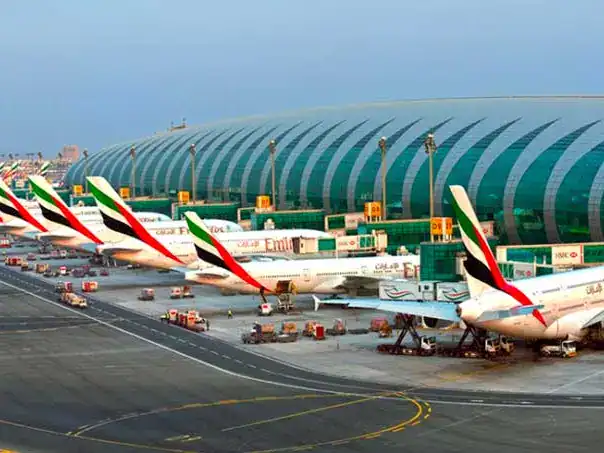 مطار دبي