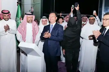 الجبر تفتتح رسمياً صالة عرض سيارات JMC في الرياض