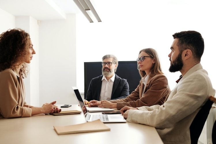 إدارة الـ HR في المؤسسة