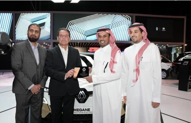 معرض رينو للسيارات