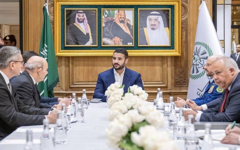 وزير الدفاع