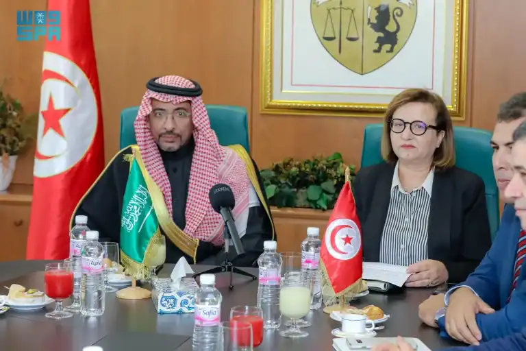 وزير الصناعة