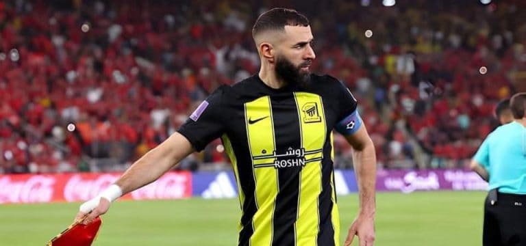 كريم بنزيما يتنازل عن أمال الاتحاد من أجل العودة لقميص ريال مدريد
