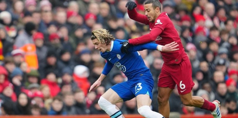 مواعيد مباريات اليوم الأربعاء.. ليفربول ضد تشيلسي في الدوري الإنجليزي