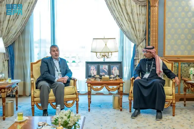 الخريف يناقش الفرص الاستثمارية الواعد بقطاع التعدين في المملكة