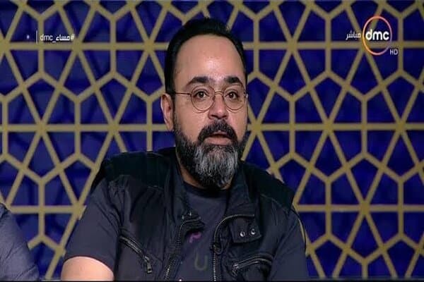 بعد محمد هنيدي.. ملحن مصري شهير يحصل على الجنسية السعودية الملحن خالد عز