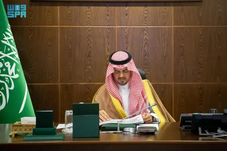 نائب أمير مكة يطلع على الخطط الاستراتيجية لتنفيذ المشاريع المائية والبيئة بمحافظات المنطقة نائب أمير مكة