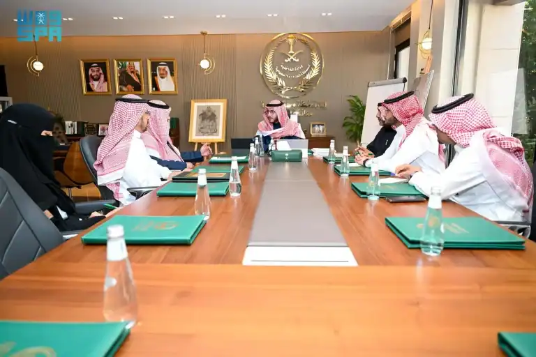 الأمير سعود بن نهار يبحث مسارات العمل التنموي وتجويد الحياة في المحافظة محافظ الطائف