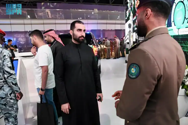 الدفاع المدني يستعرض خدمات «بوابة سلامة» الإلكترونية الدفاع المدني
