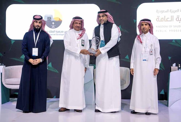 هيئة تطوير محمية الملك عبدالعزيز الملكية تفوز بالوسام الفضي هيئة تطوير محمية الملك عبدالعزيز الملكية
