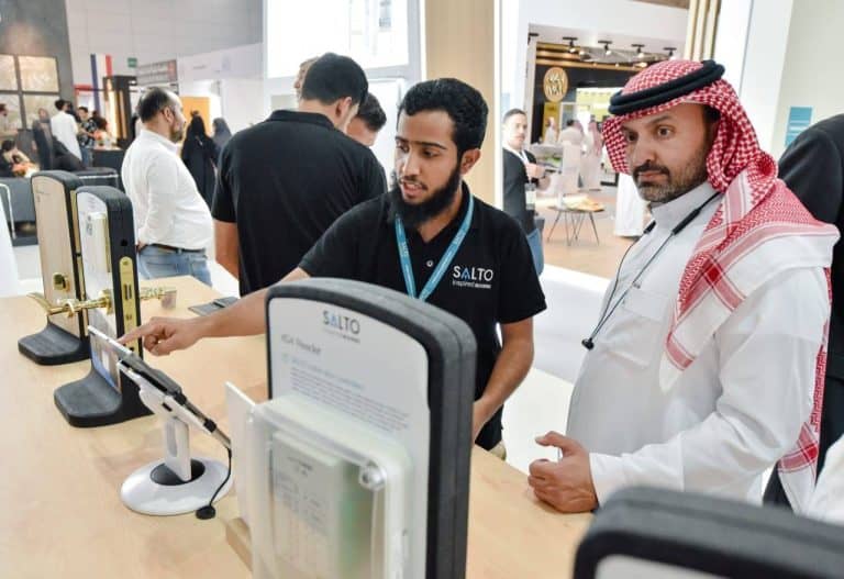 5 آلاف وظيفة للسعوديين في قطاع الضيافة وظائف للسعوديين في مجال الضيافة
