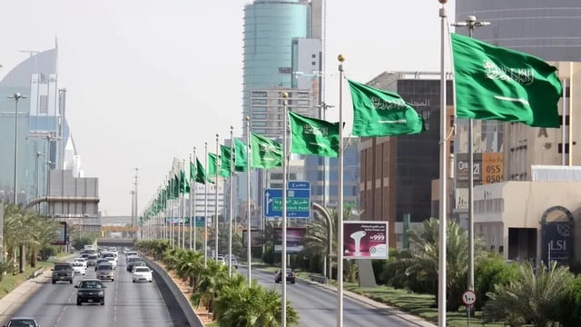 العاصمة تتزين احتفالًا بيوم التأسيس