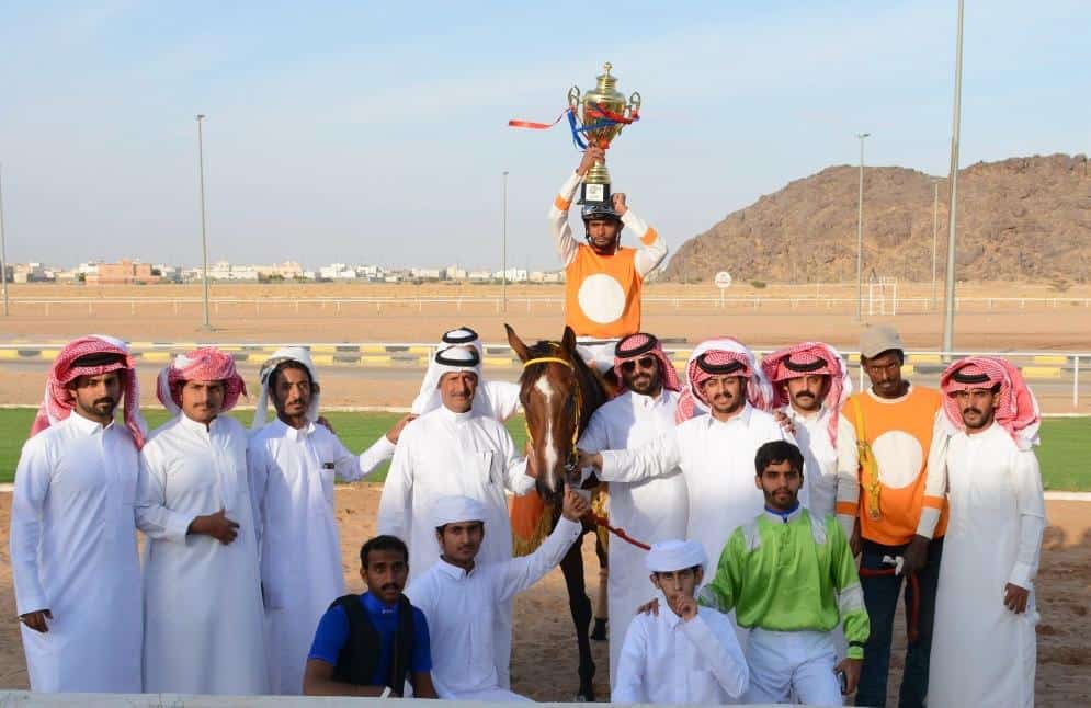 السباق في ميدان فروسية نجران