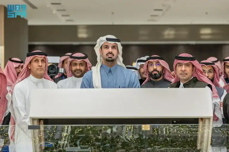 وزير الإسكان يدشن مشروع “مرسية زون 4” في الرياض مرسية زون 4