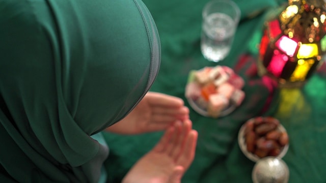 كيف نستقبل شهر رمضان؟.. أفكار لزيادة القرب من الله وتعزيز الروحانية نصائح رمضانية دينية