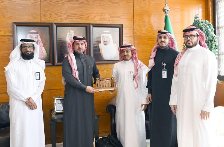 لقاء التخصيص