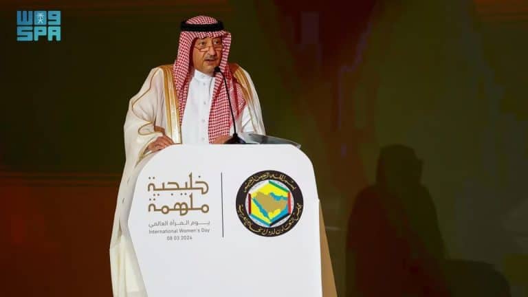 نائب وزير الخارجية يشارك في احتفالية مجلس التعاون