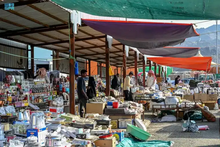 أسواق منطقة الباحة تشهد وفرة في السلع الغذائية الرمضانية أسواق منطقة الباحة