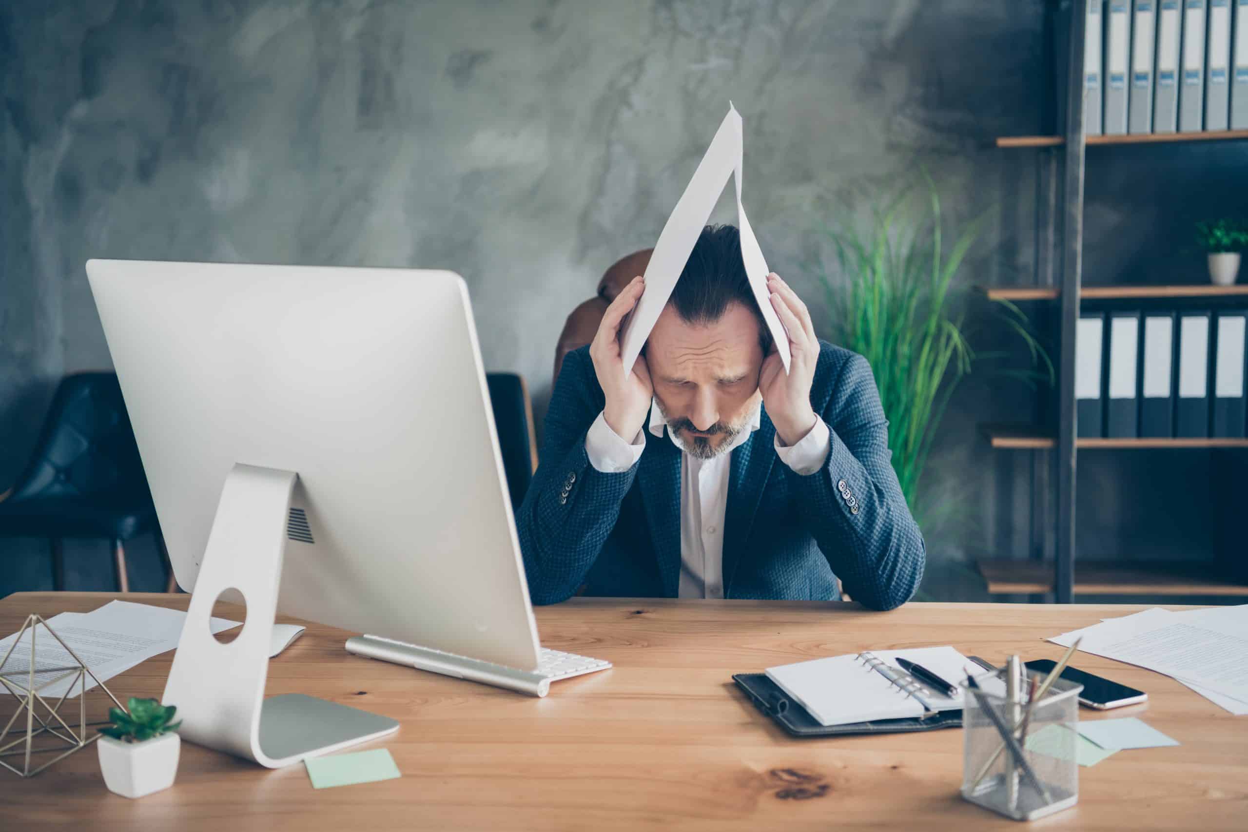 هل يستهلكك ضغط العمل؟.. 5 حيل لاستعادة السيطرة على حياتك 