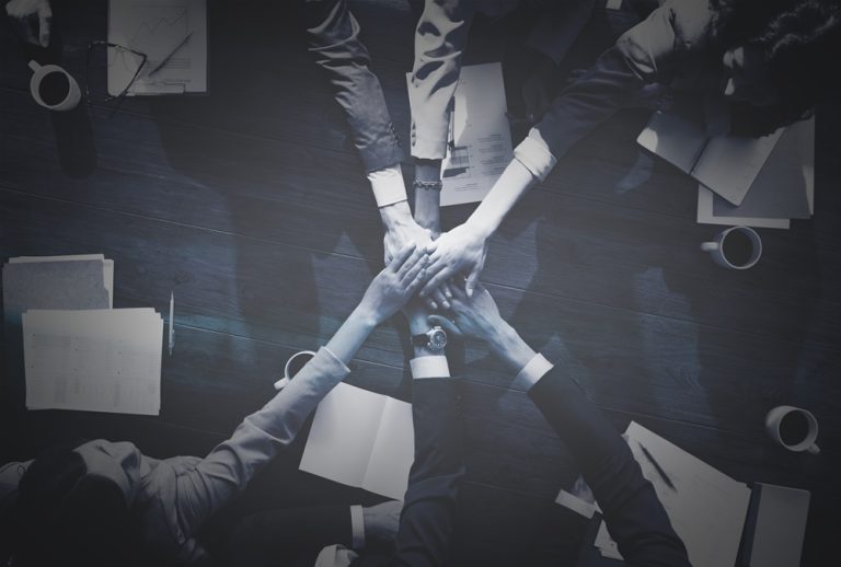 التعاون مع الشركات الناشئة