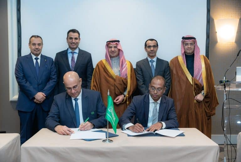 بنك التصدير والاستيراد يوقع تسهيلًا ائتمانيًا مع “جلينكور” الدولية بـ 300 مليون دولار بنك التصدير والاستيراد السعودي