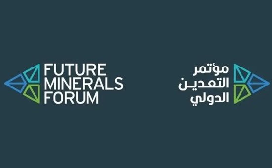 على هامش “التعدين الدولي”.. وزير الصناعة يعلن مبادرة “المهنيين الشباب بالقطاع” على هامش مؤتمر التعدين الدولي..وزير الصناعة يعلن مبادرة المهنيين الشباب في القطاع