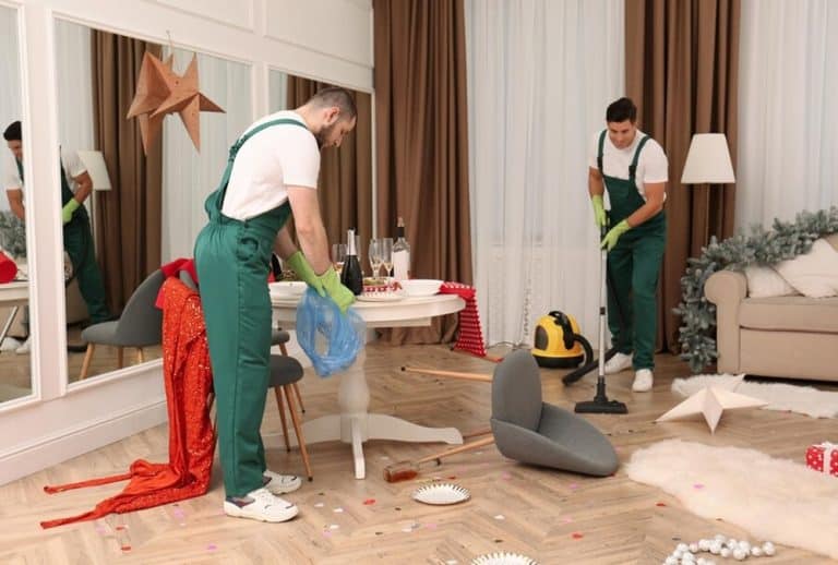 خدمات تنظيف المنازل
