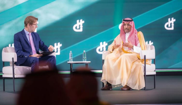 وزير الصناعة خلال مؤتمر مبادرة القدرات البشرية