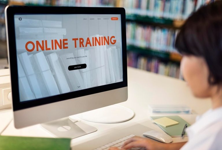 بيع الدورات التعليمية أونلاين