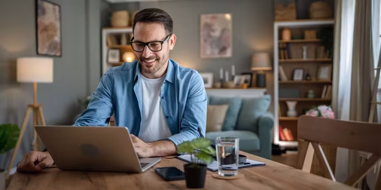 استقطاب عملاء العمل الحر لعام 2025.. مرحلة حرجة وقرارات عاجلة استقطاب عملاء العمل الحر لعام 2025..مرحلة حرجة وقرارت عاجلة