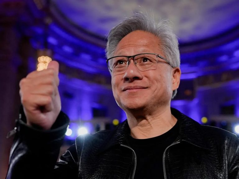 جينسن هوانج