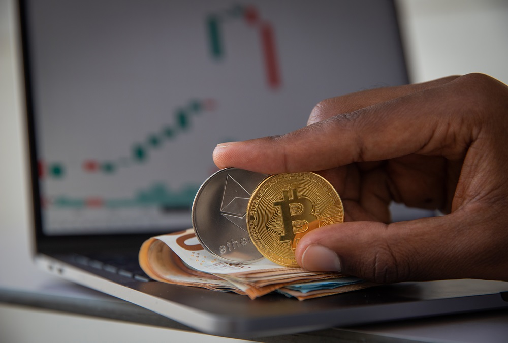 العملات المشفرة